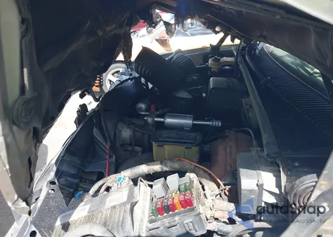 1999 Chevrolet C2500 z USA, uszkodzony, nr VIN 1GCGC23R0XF038900